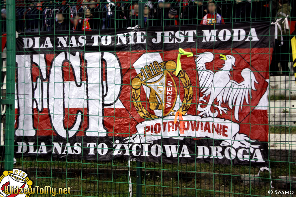 widzew_d_-_ks_20111018_1357288100