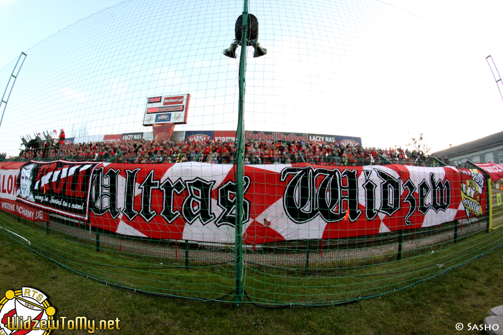 widzew_d_-_korona_kielce_20111120_1493351279