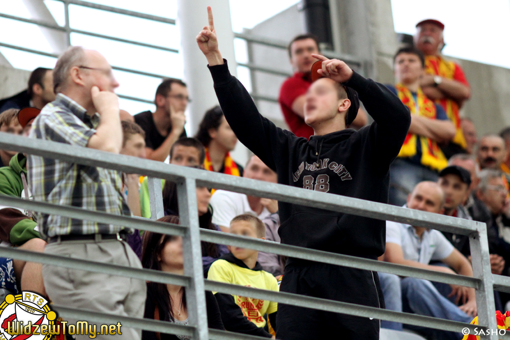 korona_kielce_-_widzew_d_20120504_1701022595