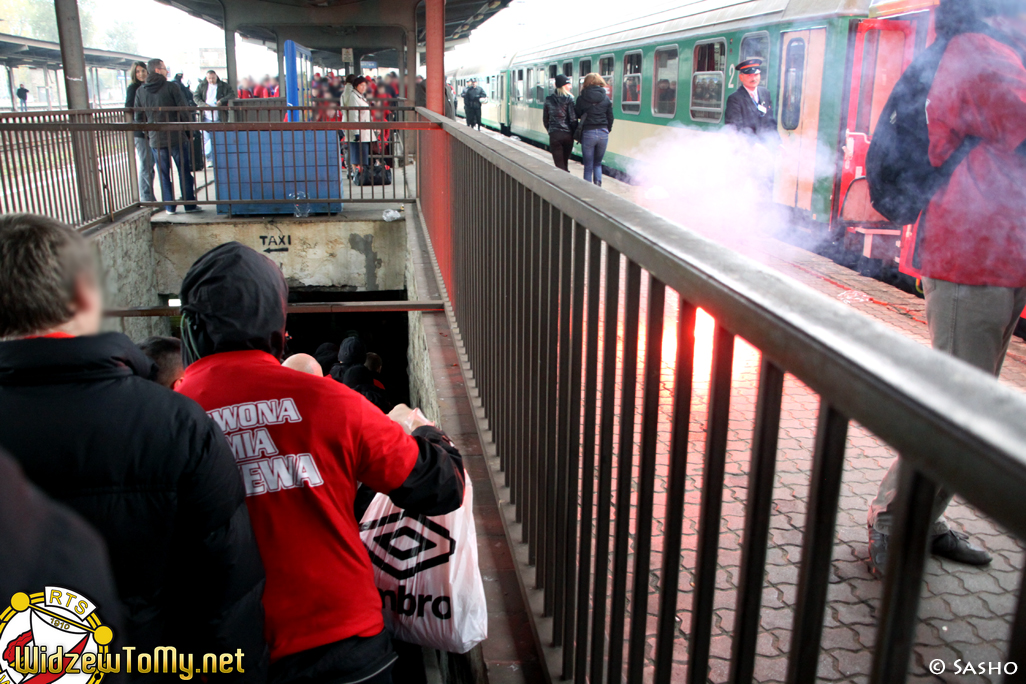 legia_warszawa_-_widzew_d_20111025_1228953410