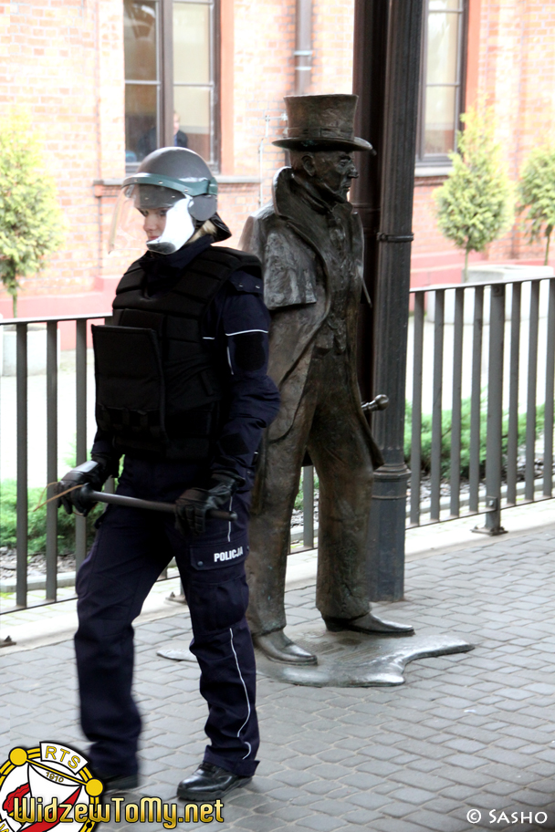 legia_warszawa_-_widzew_d_20111025_1441351448