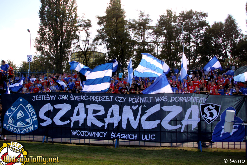 ruch_chorzw_-_widzew_d_20111002_1390465232