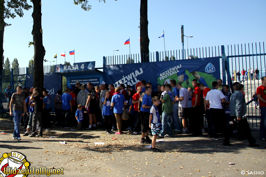 ruch_chorzw_-_widzew_d_20111002_1911619258