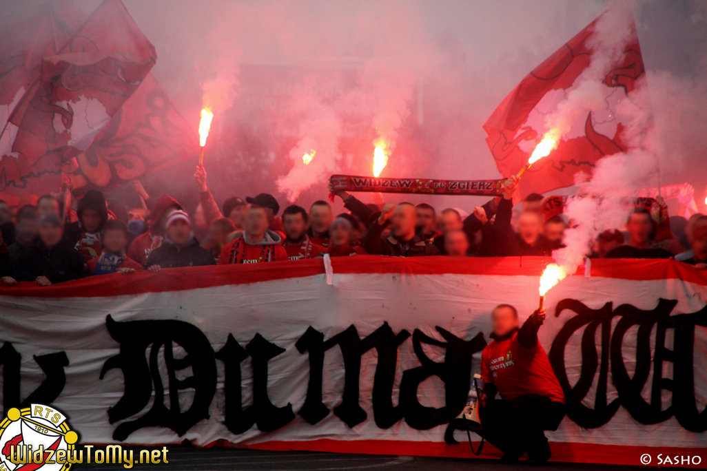 widzew_d_-_cracovia_20111030_1096287853