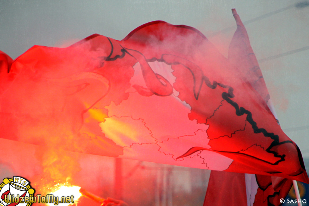 widzew_d_-_cracovia_20111030_1228256007