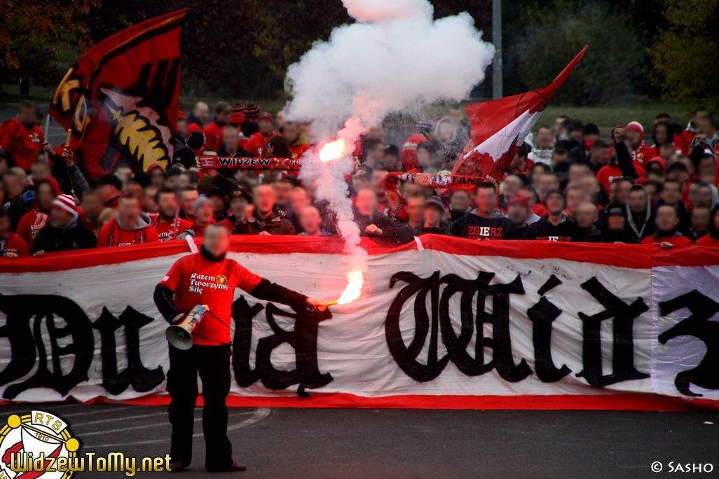 widzew_d_-_cracovia_20111030_1296991456