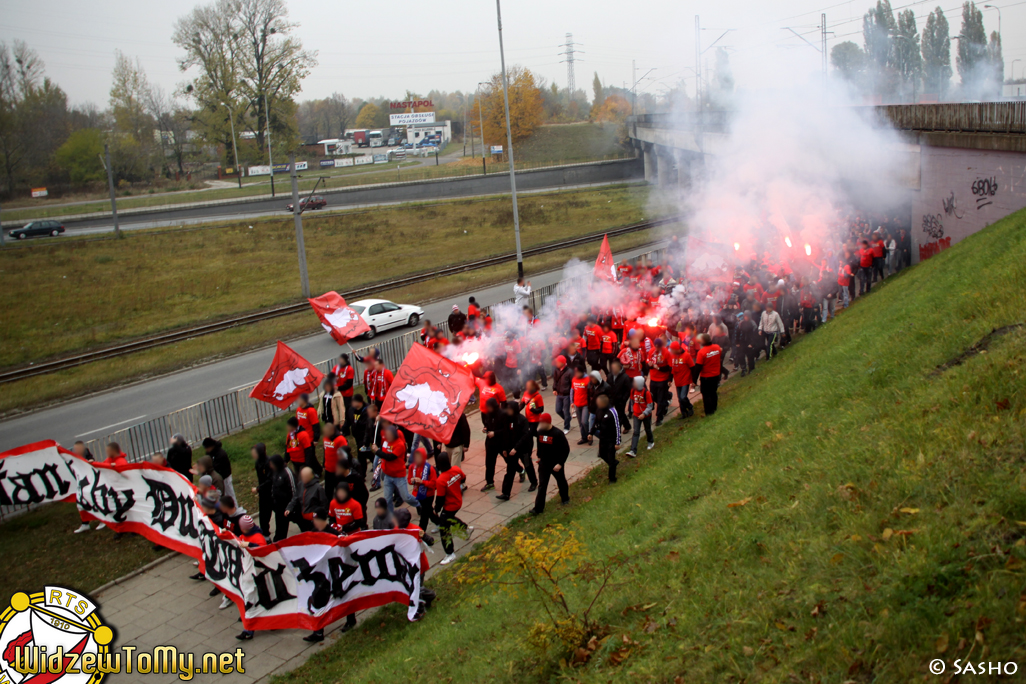 widzew_d_-_cracovia_20111030_1298537036