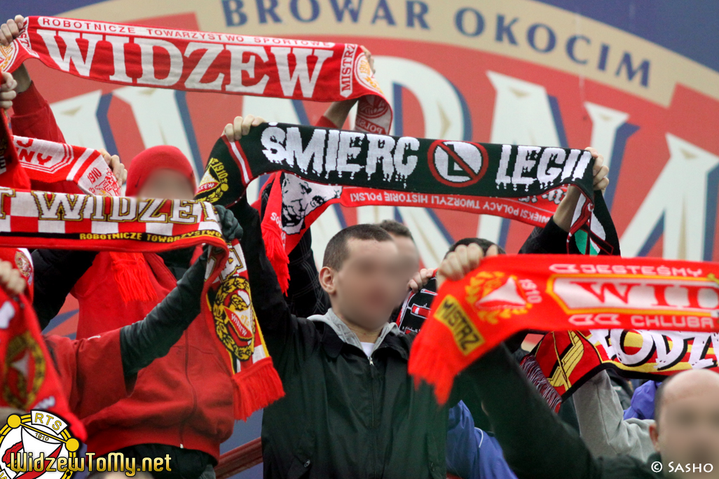 widzew_d_-_cracovia_20111030_2035617480