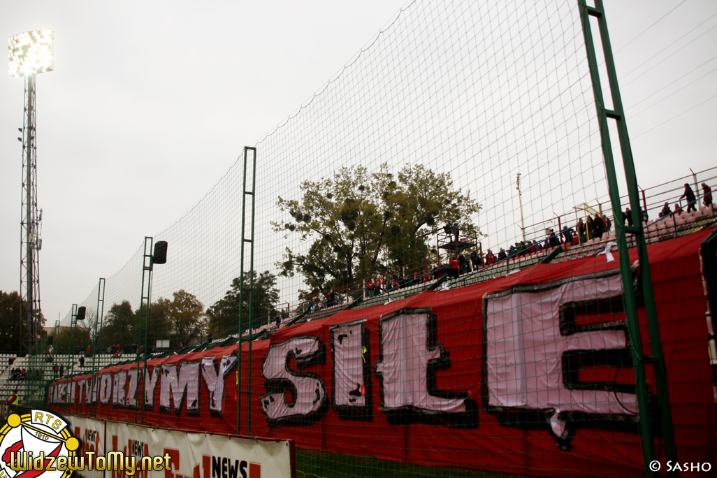 widzew_d_-_cracovia_20111030_2089488283