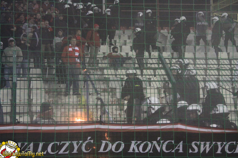 widzew-legia_32_20101016_1239839011