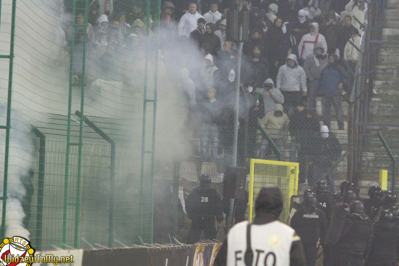 widzew-legia_43_20101016_1217671815