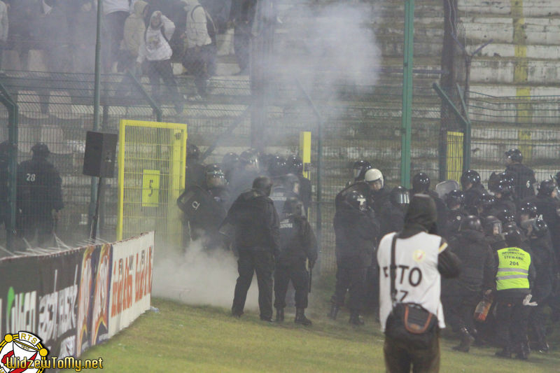 widzew-legia_44_20101016_1761394224