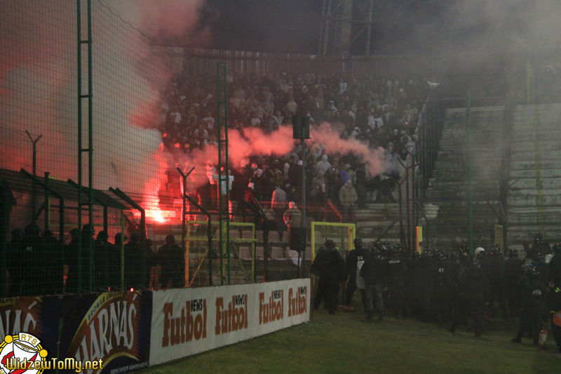 widzew-legia_47_20101016_1340788927