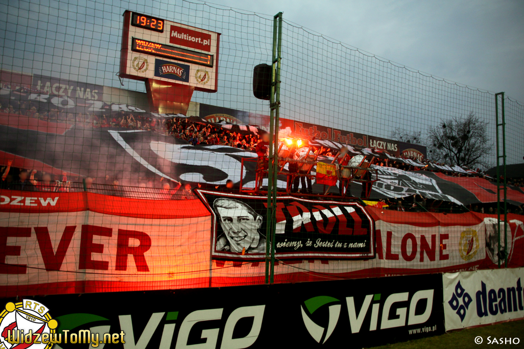 widzew_d_-_legia_warszawa_20120415_1091998214