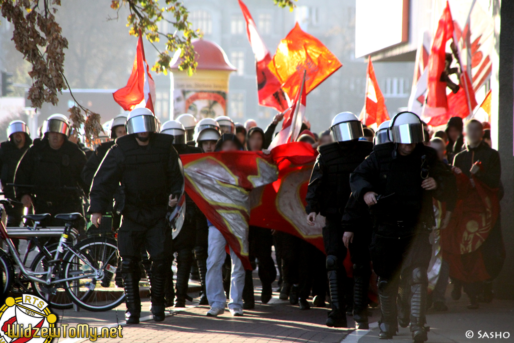 widzew_d_-_ks_20111018_1422571673