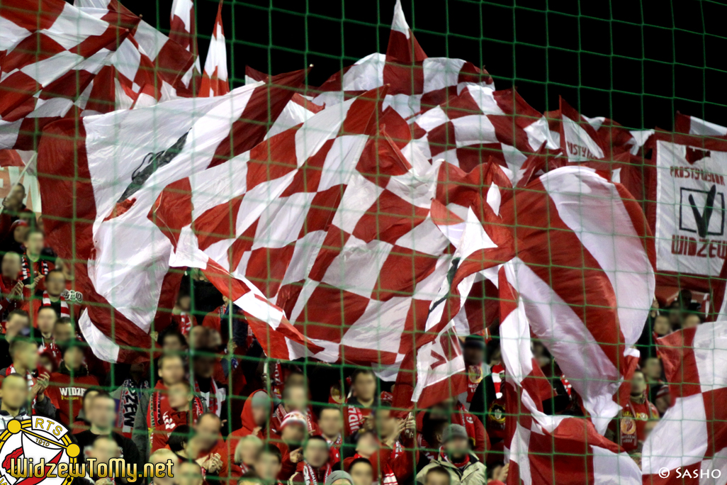 widzew_d_-_ks_20111018_1440523494