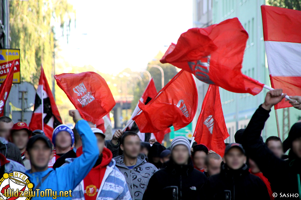 widzew_d_-_ks_20111018_1610068971