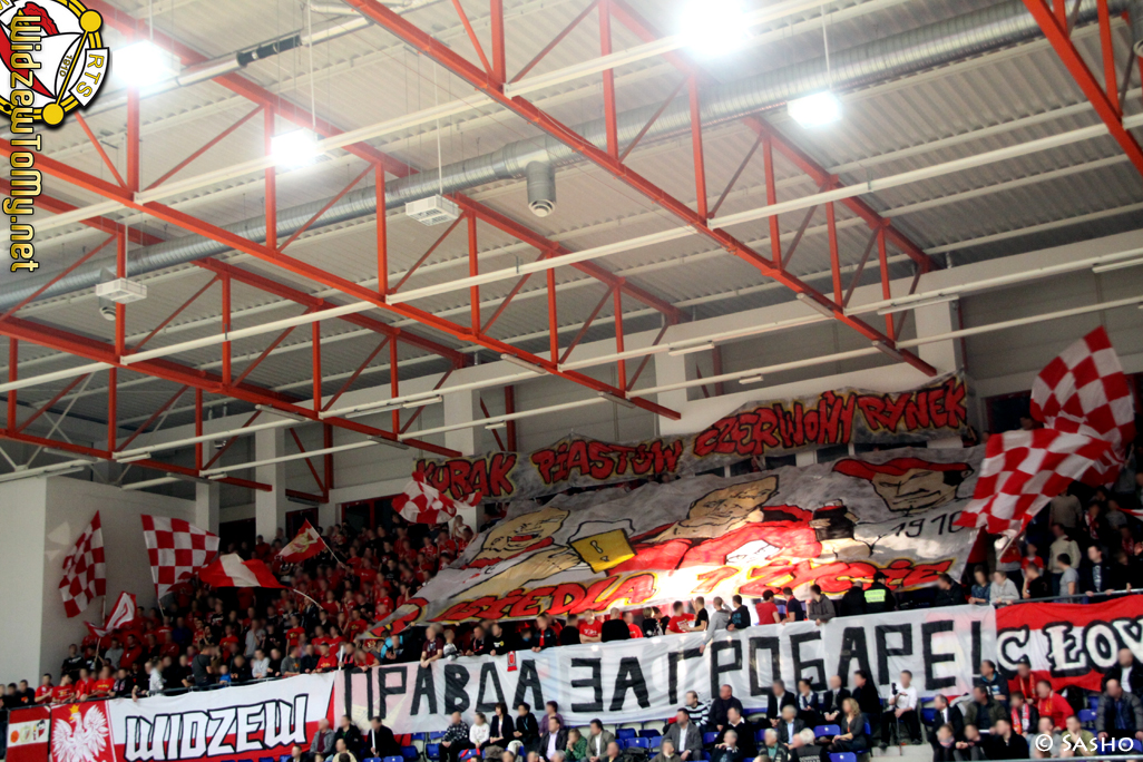 widzew_d_-_ks_siemens_agd_20111218_2000072078