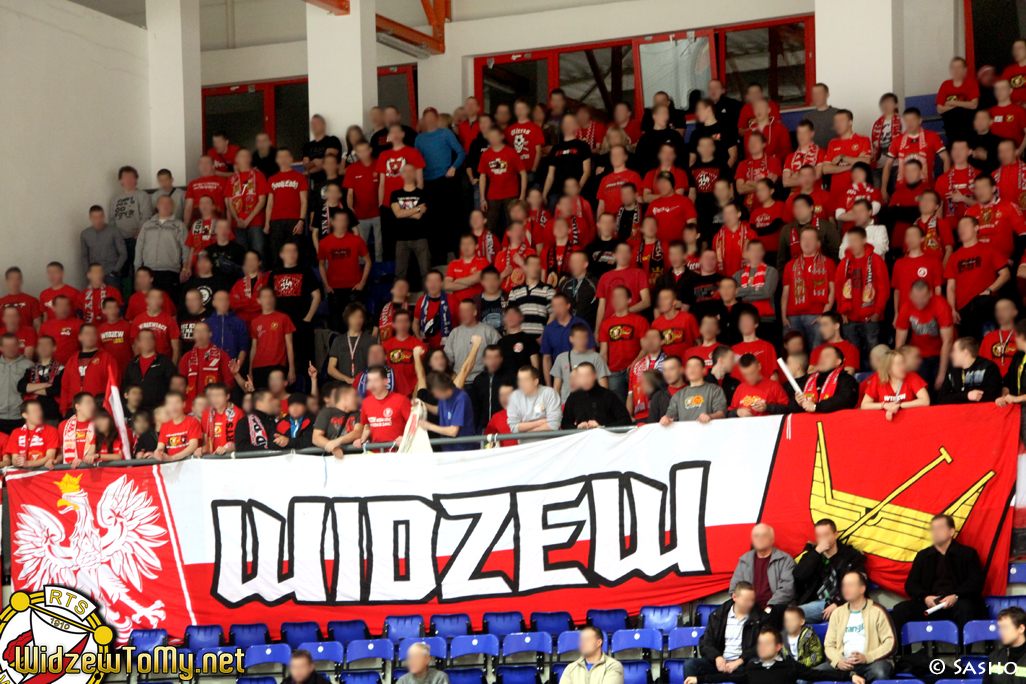 widzew_d_-_ks_siemens_agd_20111218_2041637057